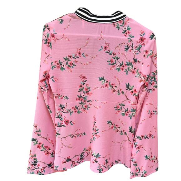 NWOT Guess Gorgeous texture Pink Floral Blouse Size Small - Picture 4 of 6